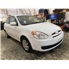 Image 8 : PARKSVILLE - 2010 HYUNDAI ACCENT WHITE 240720 KMS - P156468