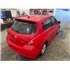 Image 16 : PARKSVILLE - 2009 NISSAN VERSA RED 138277 KMS - D388123