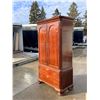 Image 3 : ETHAN ALLEN GEORGIAN COURT CHERRY ARMOIRE