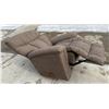 Image 12 : LA-Z-BOY RECLINER - OVERSIZED