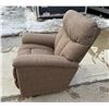 Image 4 : LA-Z-BOY RECLINER - OVERSIZED