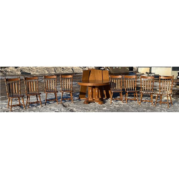 COUNTRY FRENCH ROUND DINING TABLE AND 8 CHAIRS!