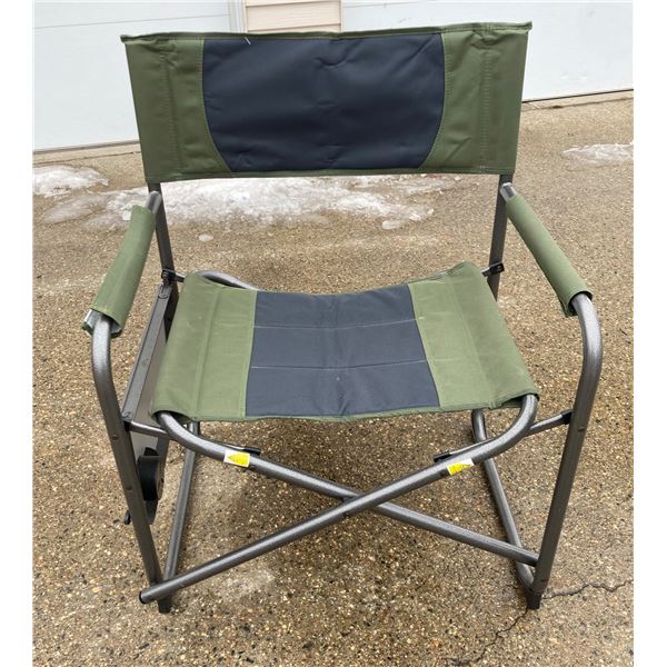 OZARK TRAIL OVERSIZED DIRECTOR CHAIR WITH SIDE TABLE