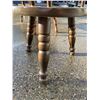 Image 6 : COFFEE TABLE AND A TWO-TIER ACCENT/DRUM END TABLE