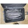 Image 10 : LUGGAGE - SET OF THREE PIECES