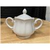 Image 25 : IRONSTONE DISHES