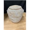 Image 13 : WICKER AND WOVEN STOOL AND STORAGE