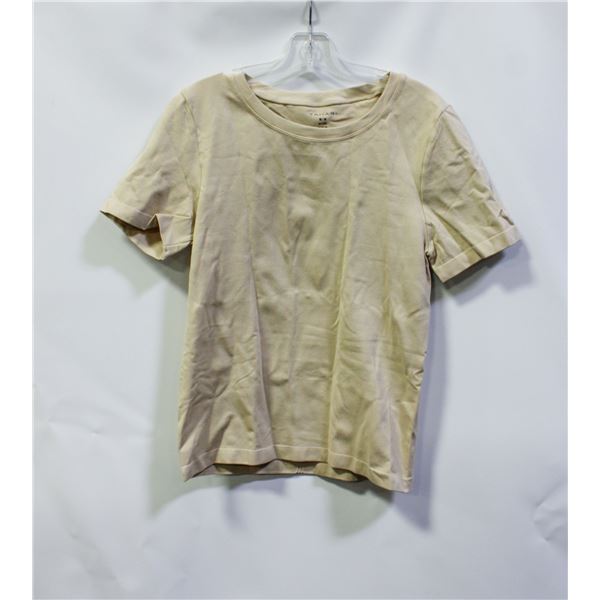NEW TAHARI SMOOTH WOMENS MEDIUM T-SHIRT