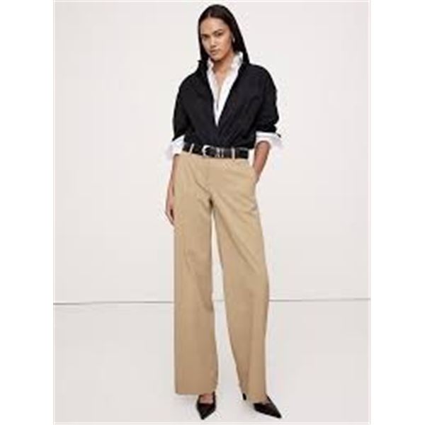 NEW BANANA REPUBLIC LEG DRESS PANTS SIZE 10