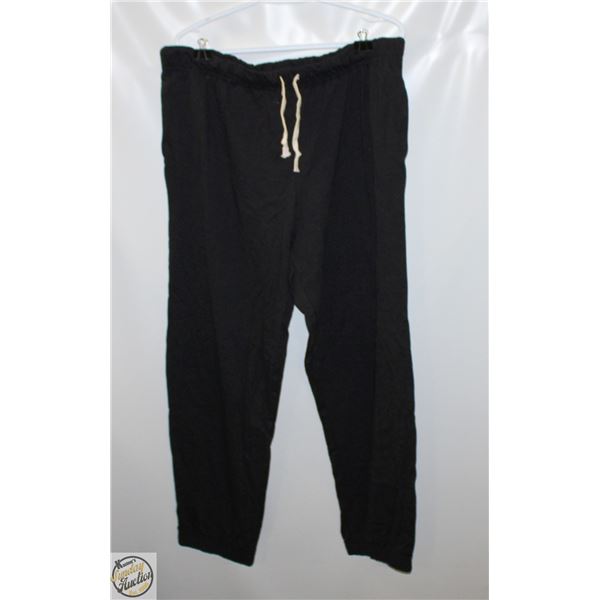 HANES XL BLACK SWEATPANTS