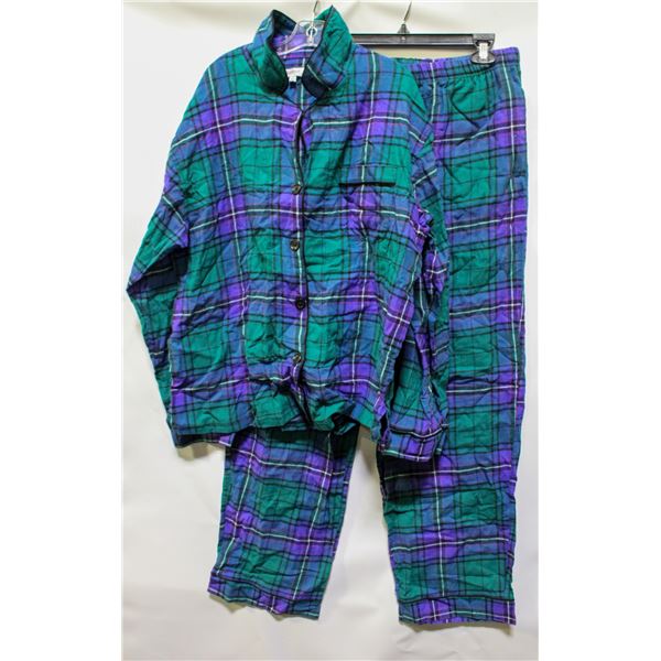 NEW BEDHEAD FLANNEL PJ SET LARGE
