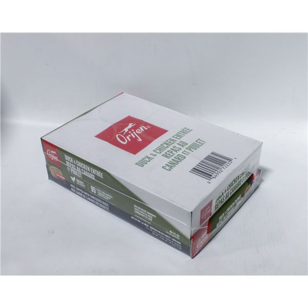 CASE OF 12 CAT FOOD DUCK & CHICKEN PAST BB