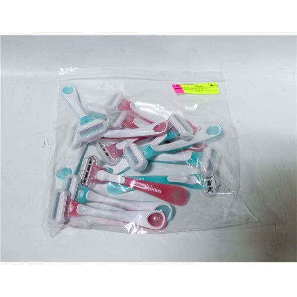13PK OF GILLETTE VENUS DISPOSABLE RAZERS