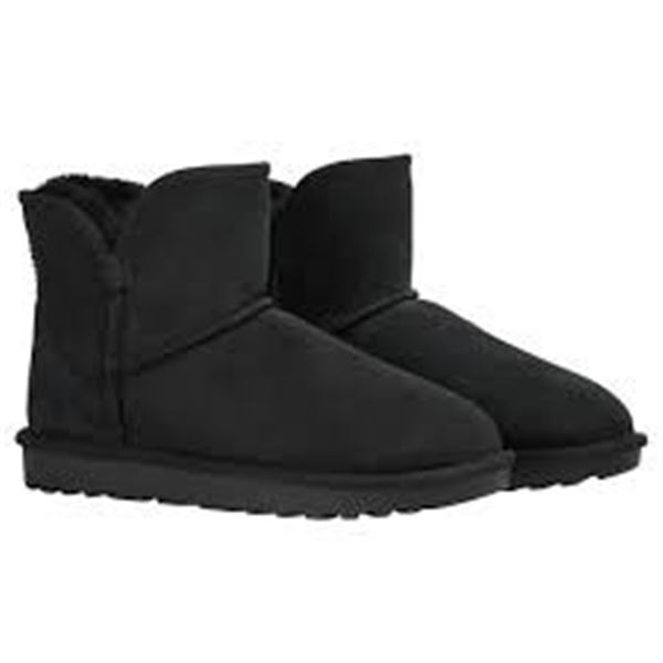 NEW KIRKLAND SHEARLING BOOTS SIZE 6