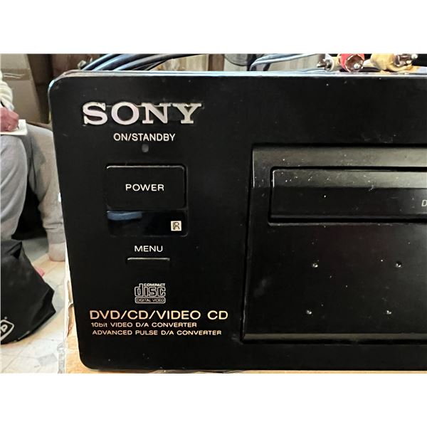 Sony DVD/CD/Video CD Player