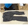 Image 3 : 34X 30 Black Wrangler Jeans