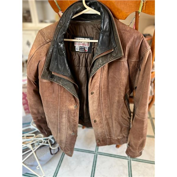 Mens Medium Thinsulate leather jacket with removable lining