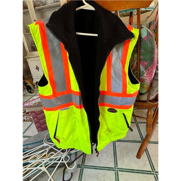 Fleece lined Safety vest Large
