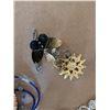 Image 5 : Lot of Misc. Costume Jewelry
