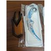 Image 3 : Lot of Plastic Model/Display Knives and Leather Sheath