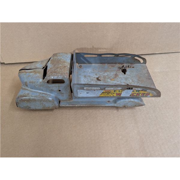 Vintage Tin Metal Lumar Wrecker Toy Truck