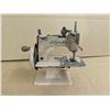 Image 3 : Vintage Small Singer Hand Crank Sewing Machine (Crank Works)