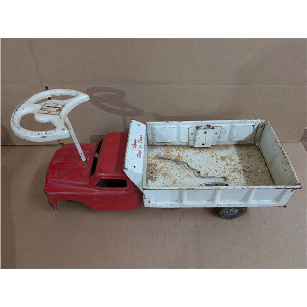 Vintage Ride 'er Dump" (Missing Wheel) Structo Toys