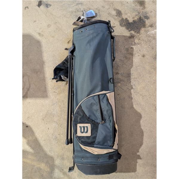 Golf Bag w/ (7) Clubs