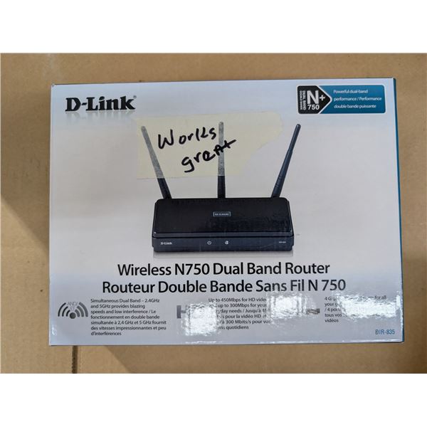 D-Link Wireless N750 Dual Brand Router W/ Original Box (Works)