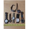 Image 1 : Lot of Watches. (5 are working)