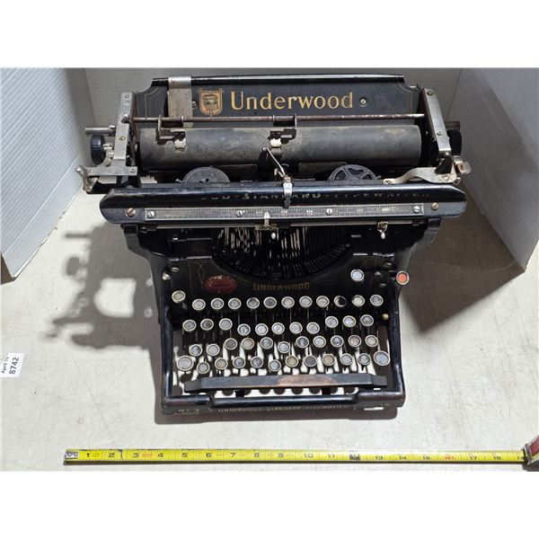 Underwood type writer