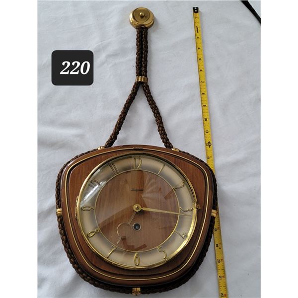 1950's-'60's Weller Solingen Dugena manual wind wall clock. West germany, Hettich movement, dome gla