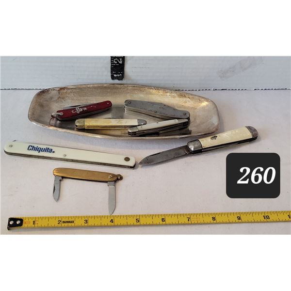 Misc. Vintage pocket knives & tray.