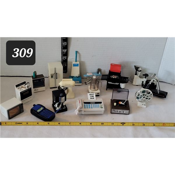 1940's Acme magnet miniatures. Moving parts, one with sound.