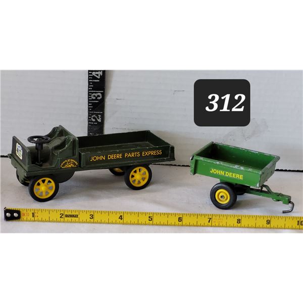 Vtg. John Deere metal toys.