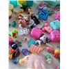Image 8 : Toys. Hatchimals, Shopkins, Trash Pack, Mega Gross Minis, Little pet shop, Trolls, Ponies & more.
