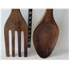 Image 3 : 1970's wood fork & spoon wall decor. Made in Philippines, 28”