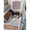 Image 7 : Vtg Schleich mobile horse hospital & horse pen. Made in Bosnia.