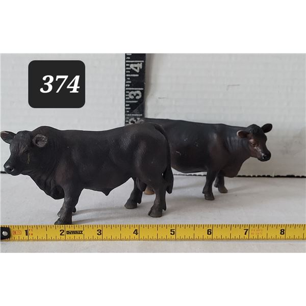 2002 Schleich Germany Black Angus Bull & cow.