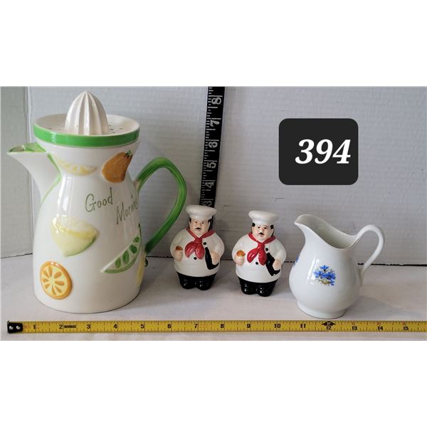 1967 Napcoware Good morning ceramic citrus juicer,chef S&P shakers, vtg. Cornflower blue creamer.