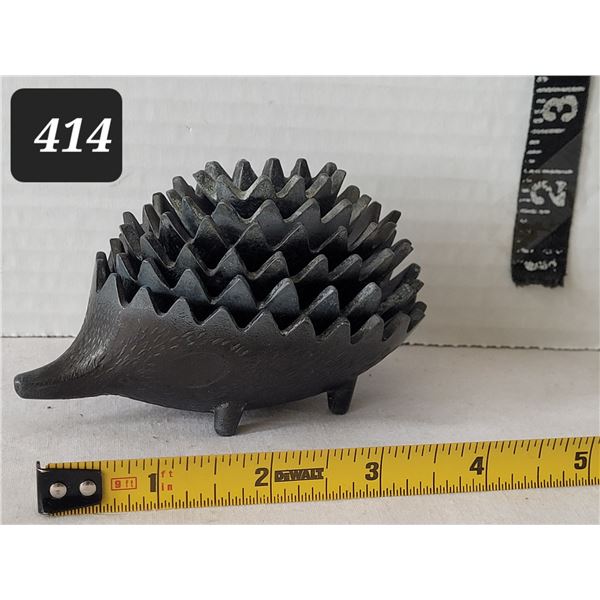 Vintage 1960-'70's Walter Bosse style, metal nesting hedgehog ashtray set of 6. USSR