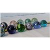 Image 4 : 16 large 1” & smaller marbles.