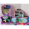 Image 4 : Polly Pocket play sets, with some accessories.