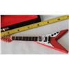 Image 2 : Collector Giftcraft miniature guitar in black case.