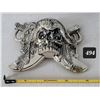 Image 1 : Skull & Knives belt buckle.