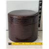 Image 5 : Padded round storage box & contents.Includes goldstone bracelets.