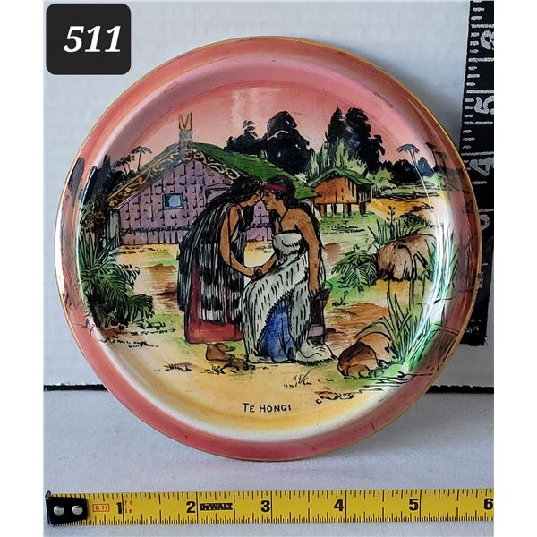 Rare Grinwades Maori Ware Te Hongi plate. 1930 New Zealand.