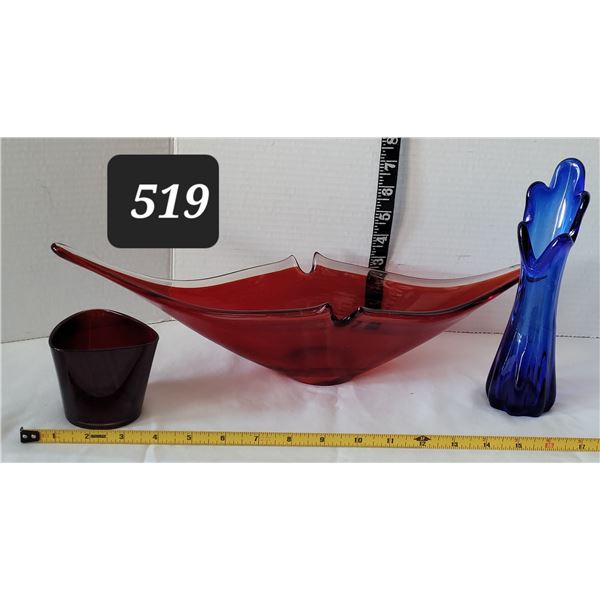 Mid century cobalt blue 5 finger swung art glass bud vase. Murano style red center piece ( repaired 