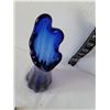 Image 4 : Mid century cobalt blue 5 finger swung art glass bud vase. Murano style red center piece ( repaired 