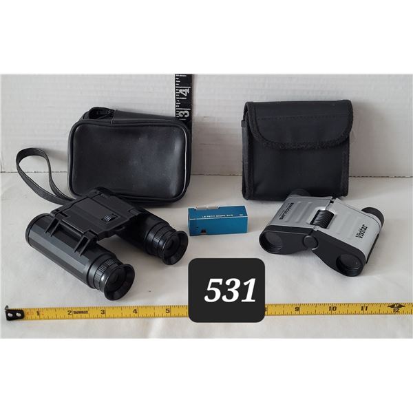 Pair of travel size adjustable binoculars with cases.  1Vivitar. Petit 3X15 scope.